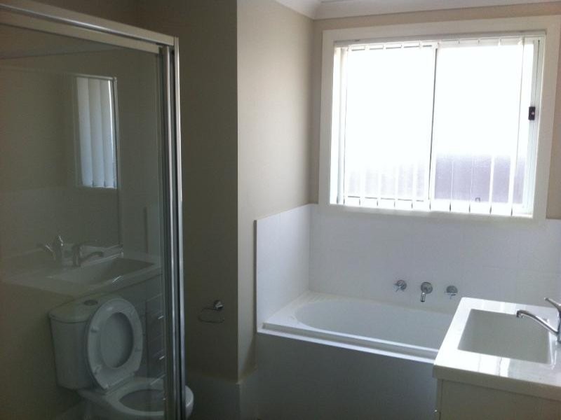 37 Finsbury Circuit, Ropes Crossing NSW 2760