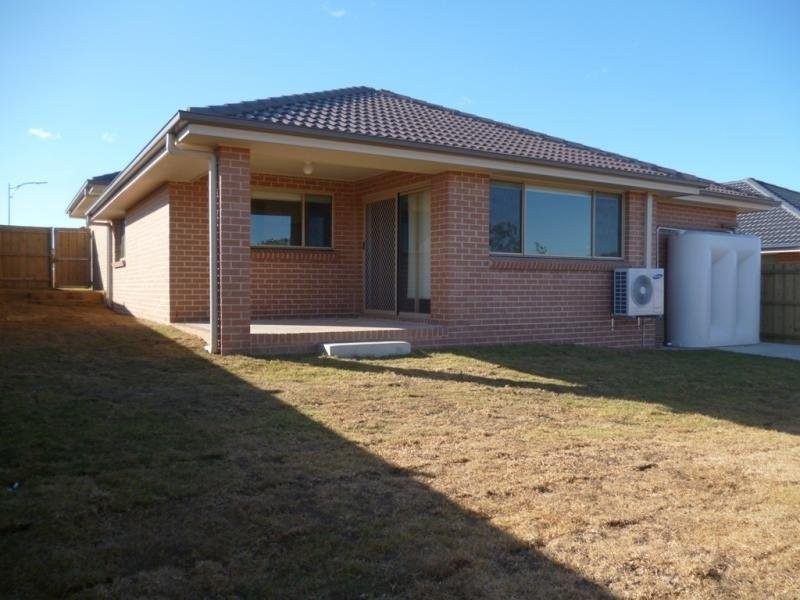 31 Young Circuit, Elderslie NSW 2570