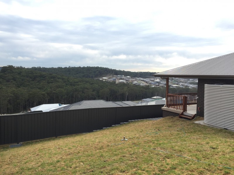 52 Floresta Crescent, Cameron Park NSW 2285