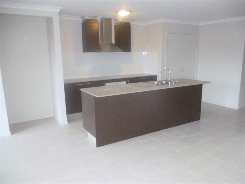 5 Ascot Drive, Currans Hill NSW 2567