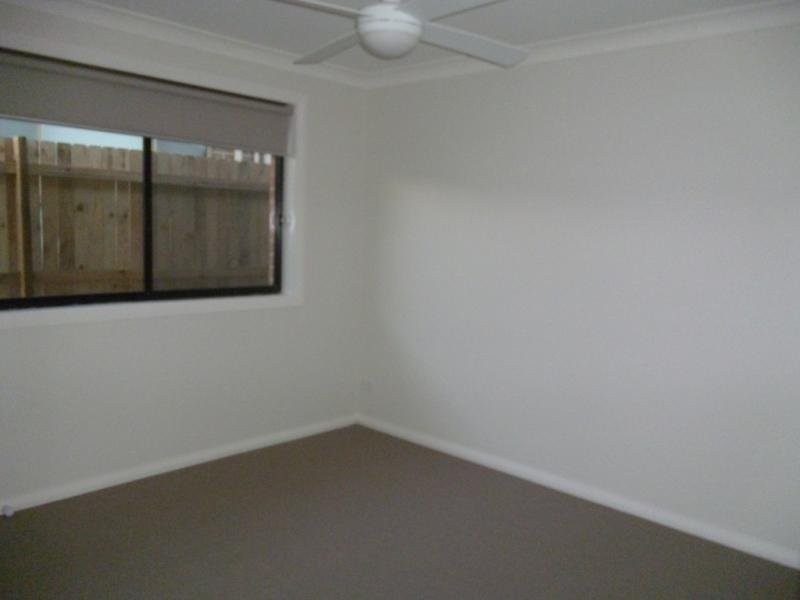 17B Dewpoint Drive, Spring Farm NSW 2570