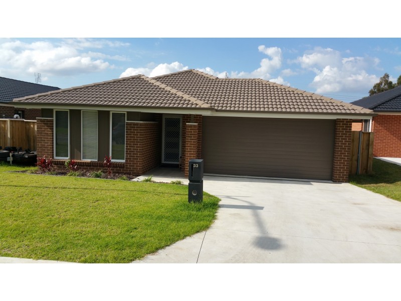 33 Omaroo Place, Horsley NSW 2530