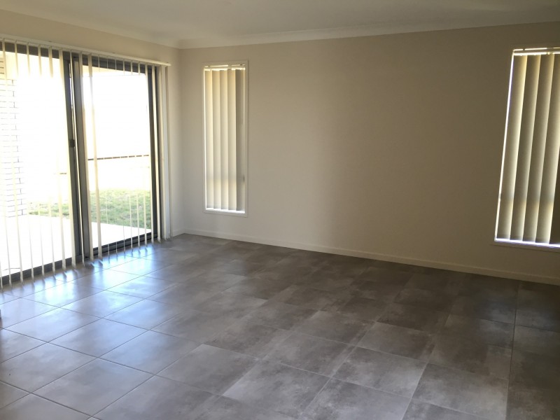 6 Snipe Street, Fletcher NSW 2287