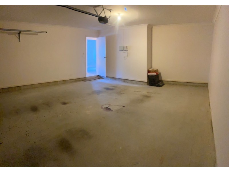 1 Blue View Terrace, Glenmore Park NSW 2745