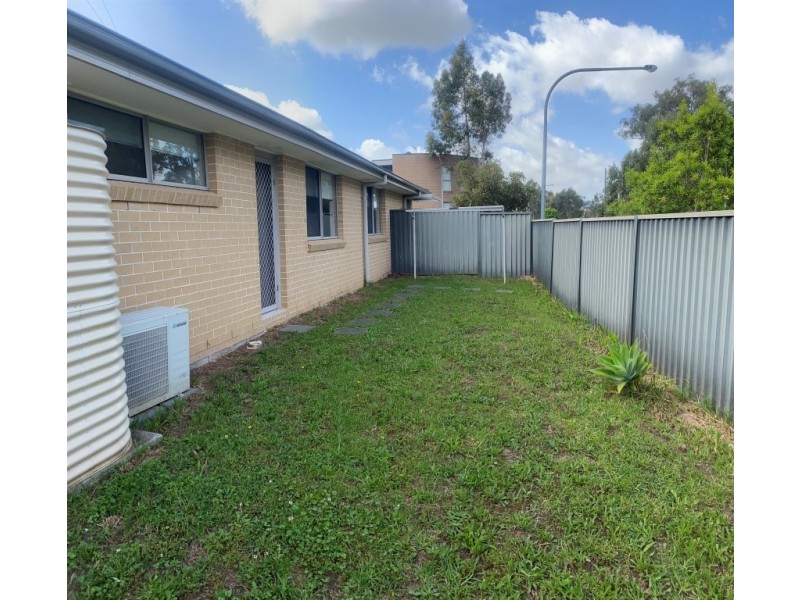 1 Blue View Terrace, Glenmore Park NSW 2745