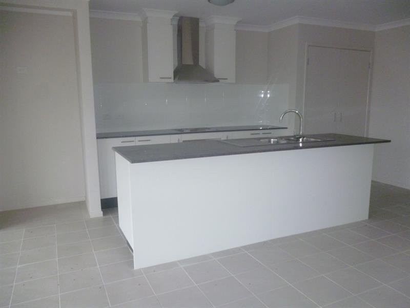 7 Ascot Drive, Currans Hill NSW 2567