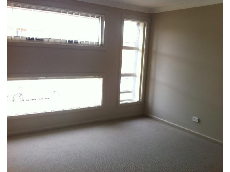 24 Redbourne Grange, Beaumont Hills NSW 2155