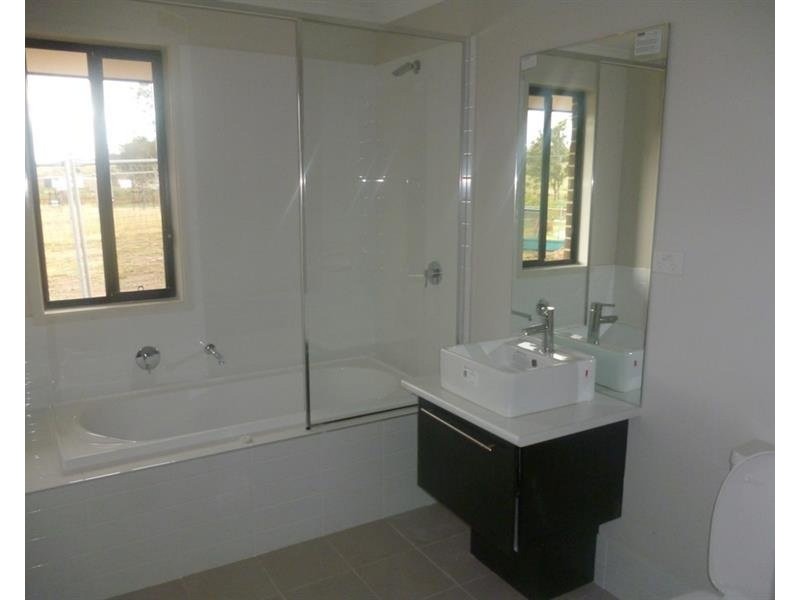 7A Ascot Drive, Currans Hill NSW 2567