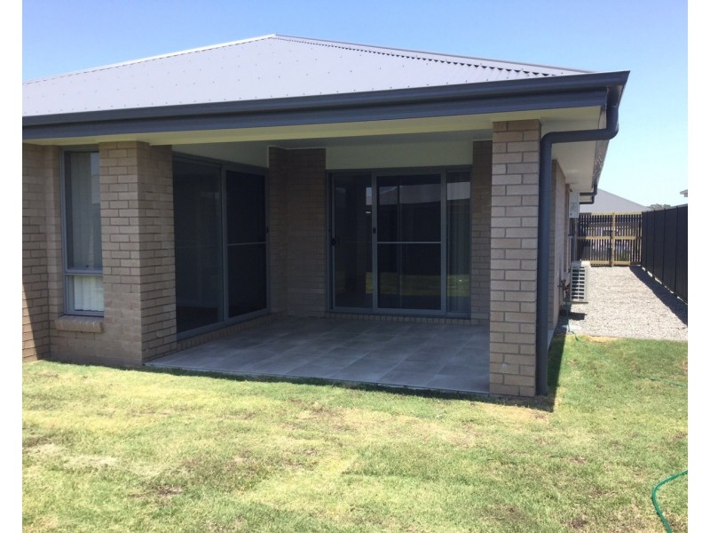 45 Norfolk Street, Fern Bay NSW 2295