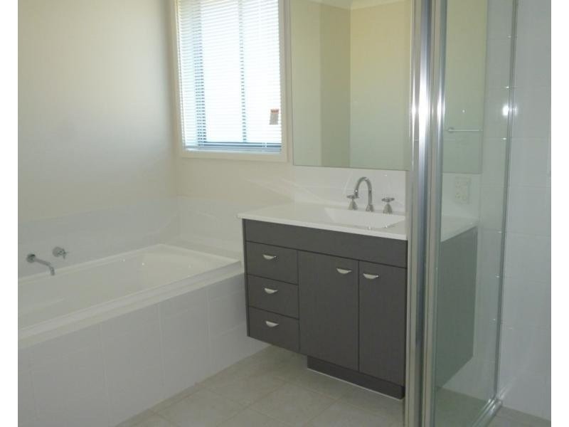 3 Tia Place, Carnes Hill NSW 2171