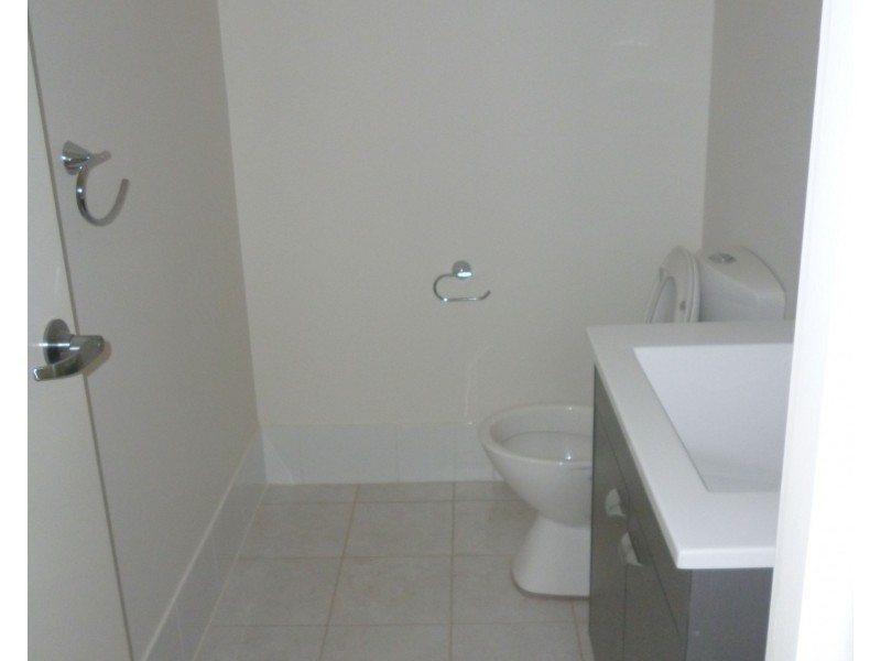 3 Tia Place, Carnes Hill NSW 2171