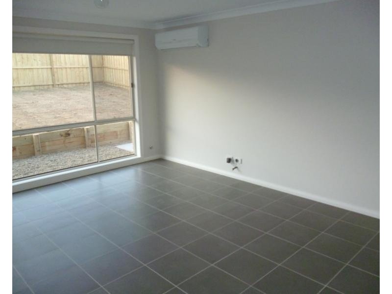 22 Young Circuit, Elderslie NSW 2570