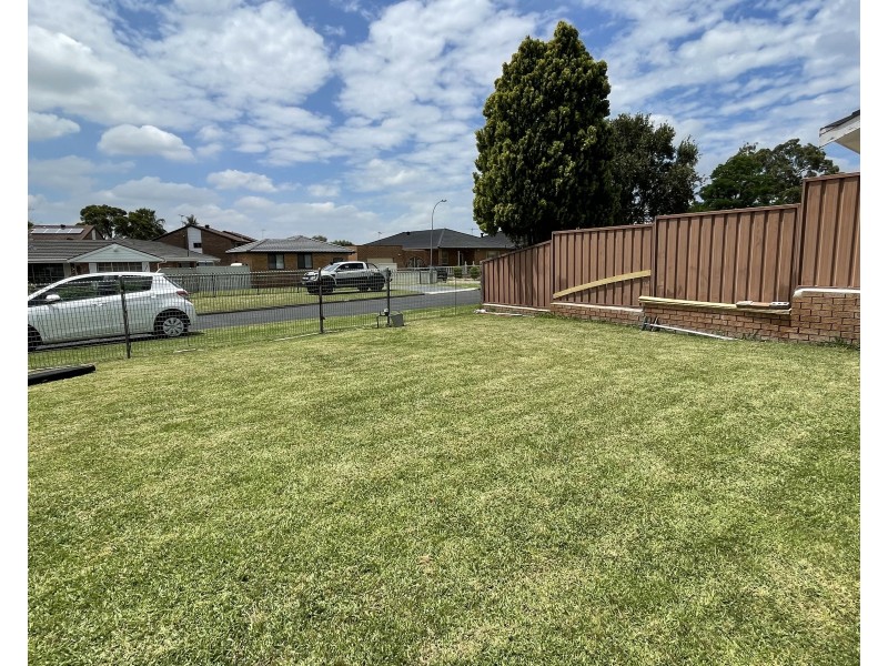 18A Fraser Street, Macquarie Fields NSW 2564