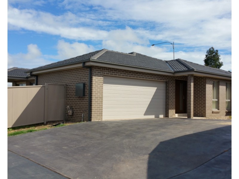 12 Marshall Avenue, Spring Farm NSW 2570