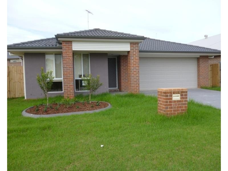 14 Tall Trees Drive, Glenmore Park NSW 2745