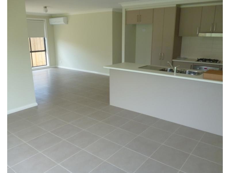 47 Adams Circuit, Elderslie NSW 2570