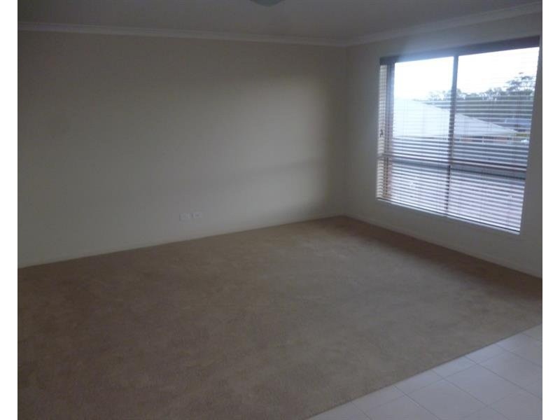 5 Ascot Drive, Currans Hill NSW 2567