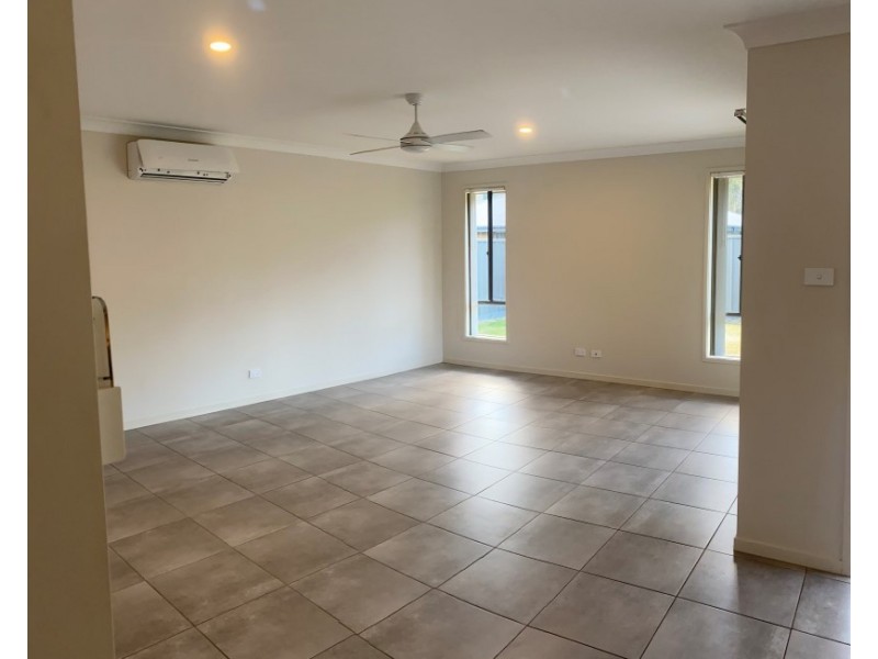 30 Apple Street, Fern Bay NSW 2295