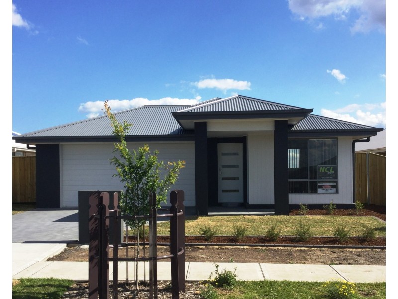 6 Snipe Street, Fletcher NSW 2287