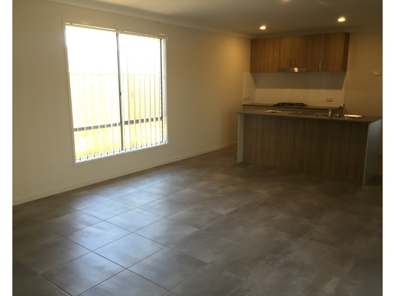 6 Snipe Street, Fletcher NSW 2287