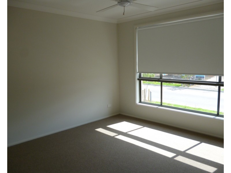 4 Crossley Avenue, Glenmore Park NSW 2745