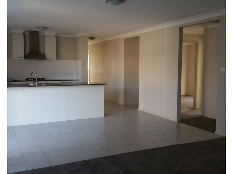 22 Furlong Drive, Currans Hill NSW 2567