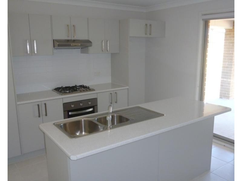 117 Flynn Avenue, Middleton Grange NSW 2171