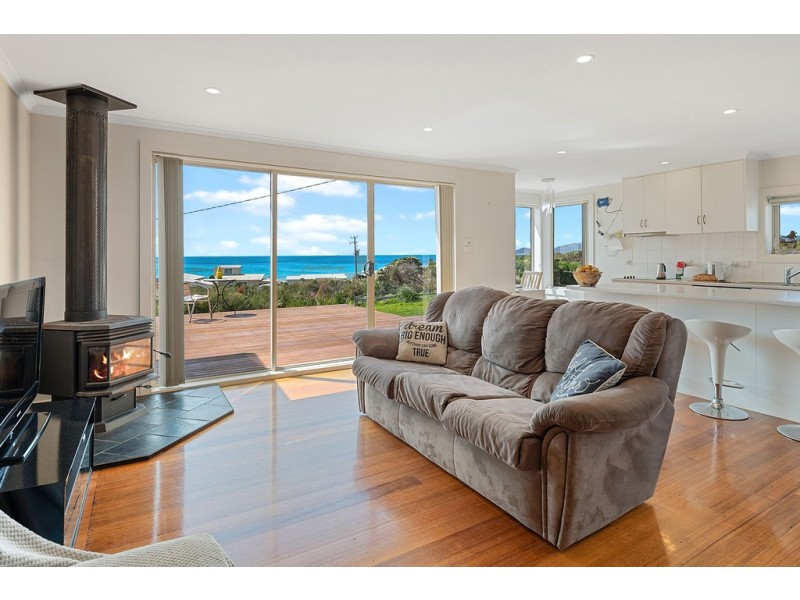 19925 Bass Highway, Edgcumbe Beach TAS 7321