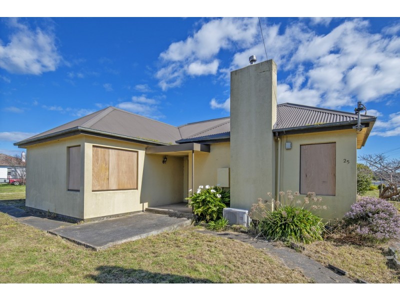 25 Gibson Street, Smithton TAS 7330