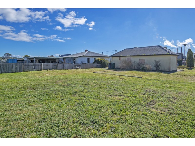 25 Gibson Street, Smithton TAS 7330