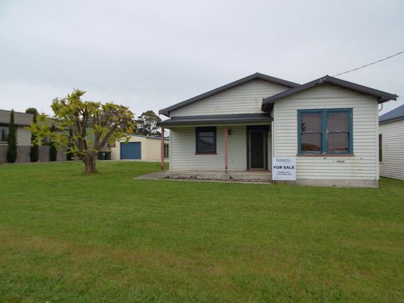17 Robert Street, Smithton TAS 7330