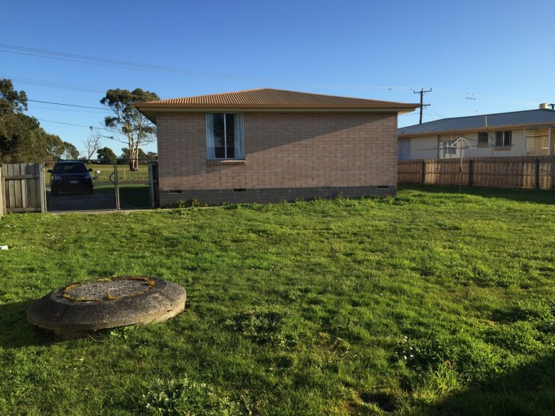 32 Grant Street, Smithton TAS 7330