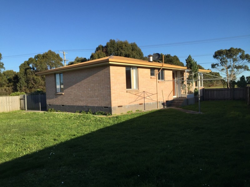 32 Grant Street, Smithton TAS 7330
