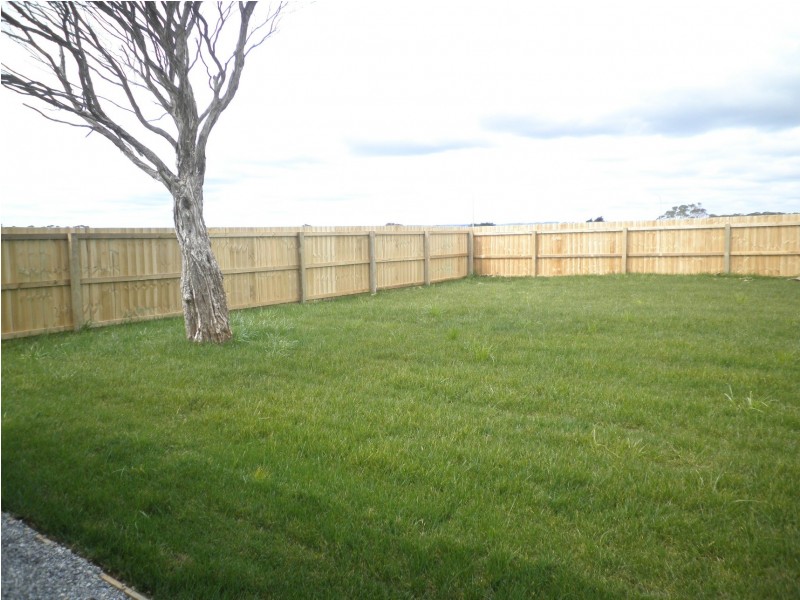 24 Tier Hill Drive, Smithton TAS 7330