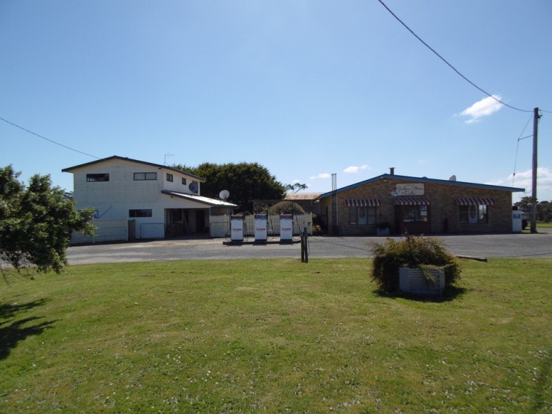 27170 Bass Highway, Redpa TAS 7330