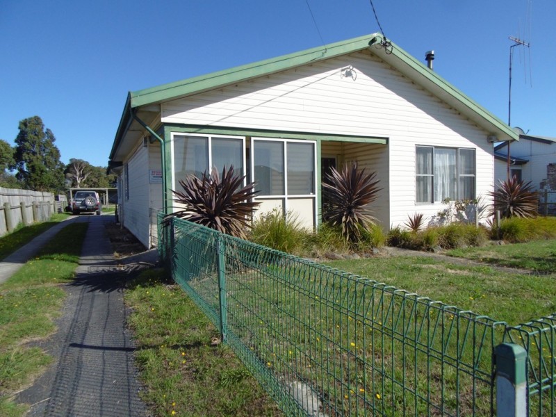 17 Gibson Street, Smithton TAS 7330