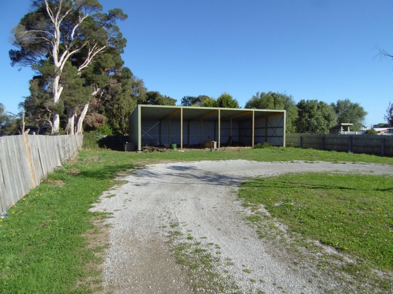 17 Gibson Street, Smithton TAS 7330