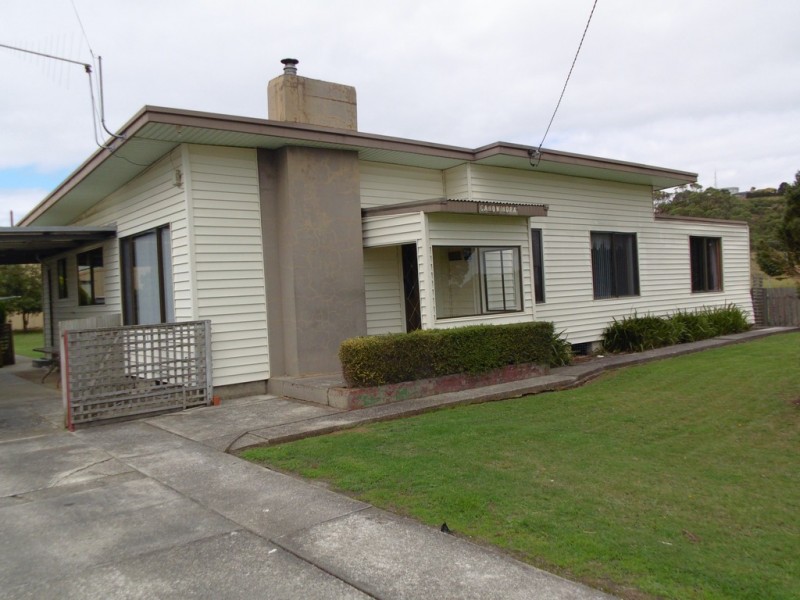 13 Emmett Street, Smithton TAS 7330