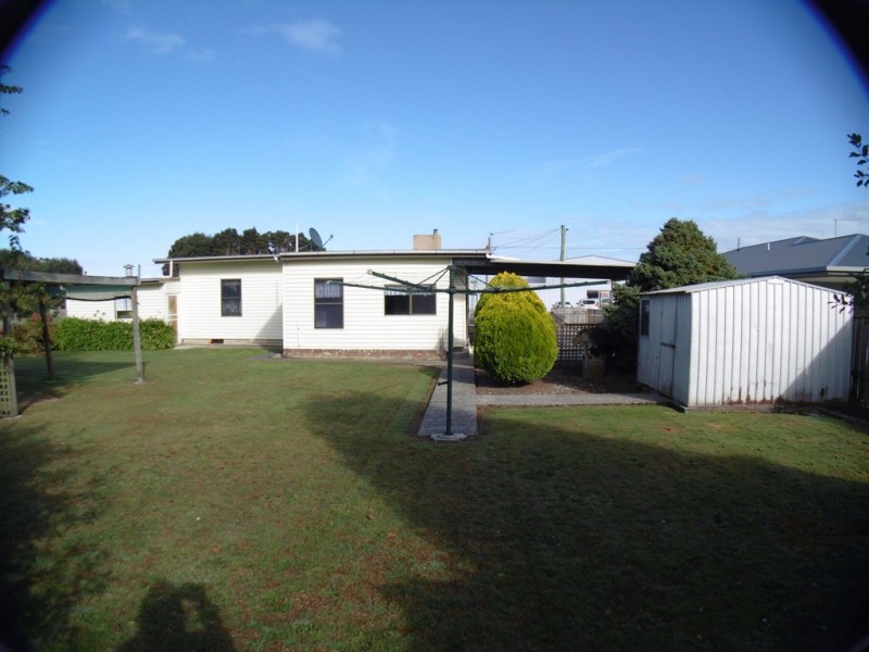 13 Emmett Street, Smithton TAS 7330