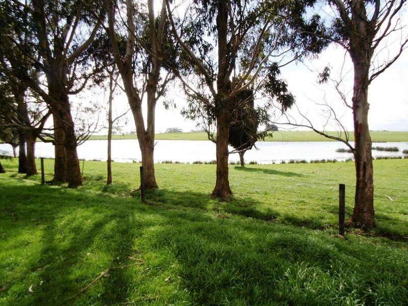 494 Mengha Road, Forest TAS 7330