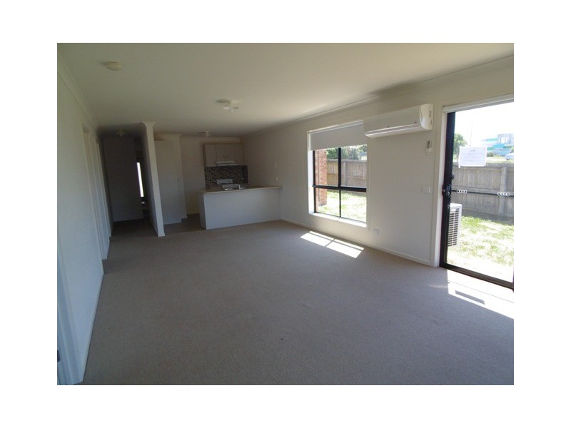 8 Tier Hill Drive, Smithton TAS 7330