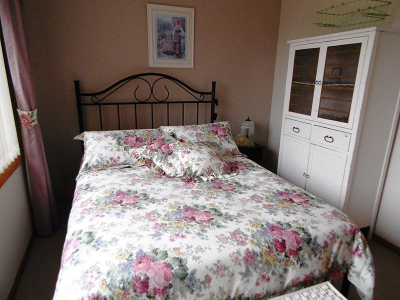 24 Horton Street, Forest TAS 7330