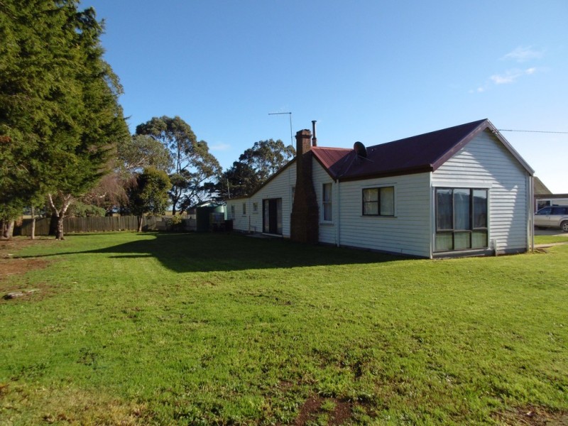 442 Fords Road, Forest TAS 7330