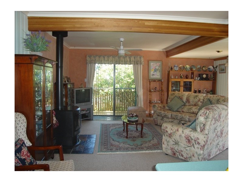 17 Mengha Road, Forest TAS 7330