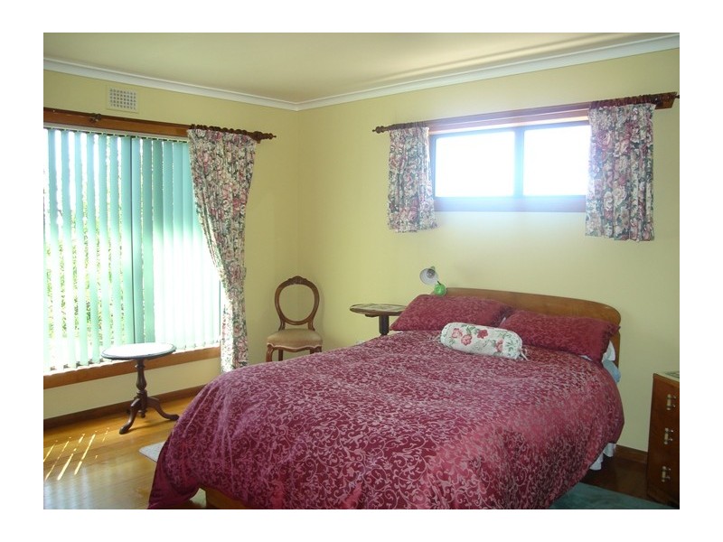 17 Mengha Road, Forest TAS 7330