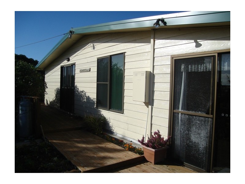 17 Mengha Road, Forest TAS 7330