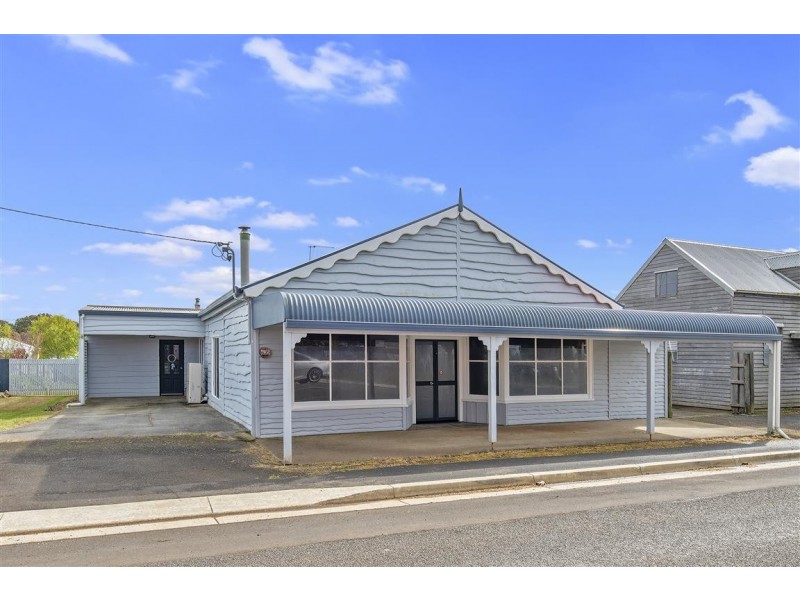 635 Backline Road, Forest TAS 7330