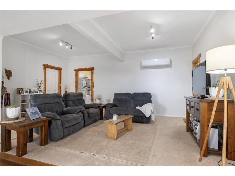 635 Backline Road, Forest TAS 7330