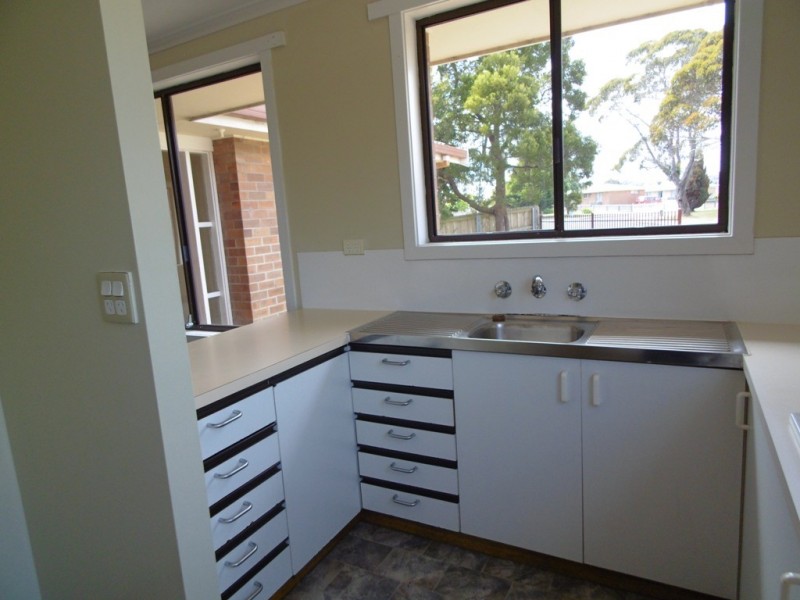 16 Lialeeta Crescent, Smithton TAS 7330