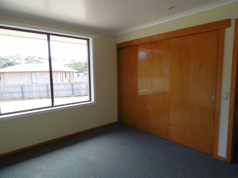 16 Lialeeta Crescent, Smithton TAS 7330